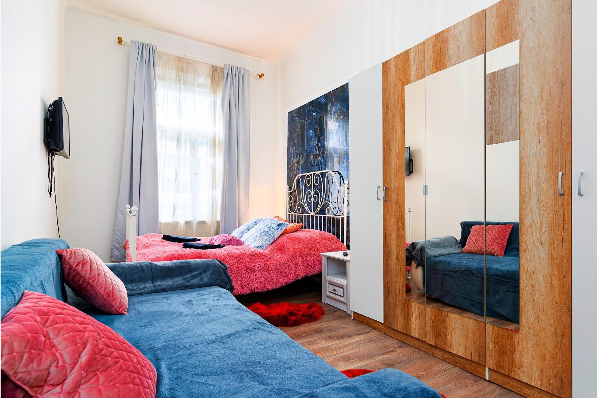 Emperors Elegance Suite Прага Экстерьер фото